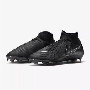 NEW Nike Phantom Luna II Pro FG